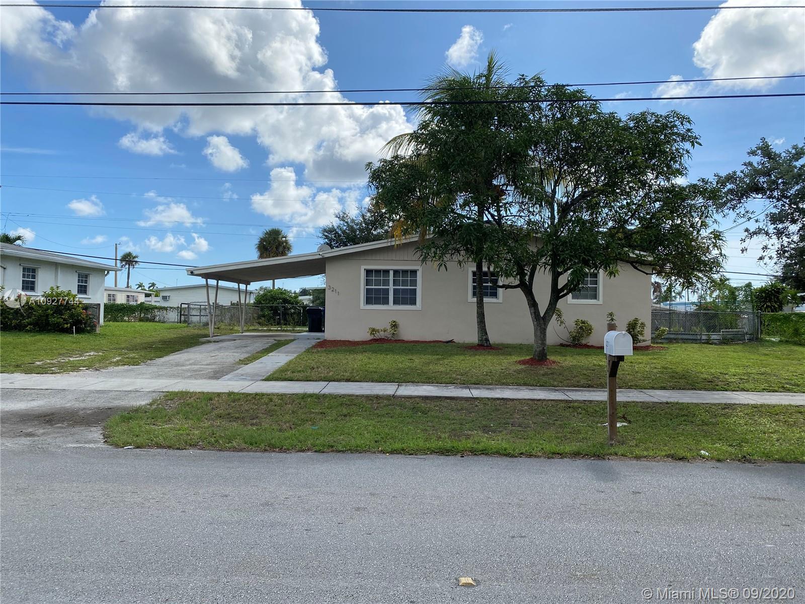 3211 SW 32nd Ave, West Park, FL 33023