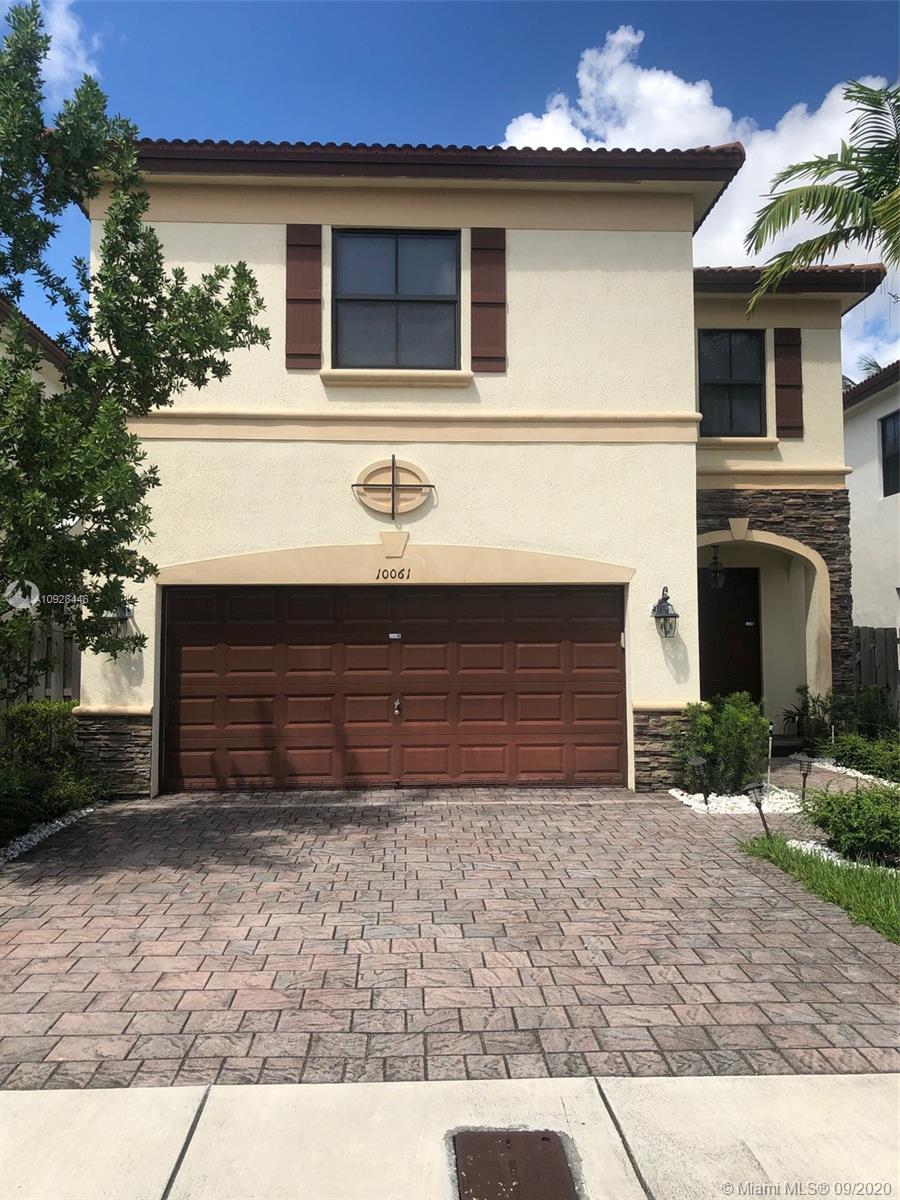 10061 NW 87th Ter, Doral, FL 33178