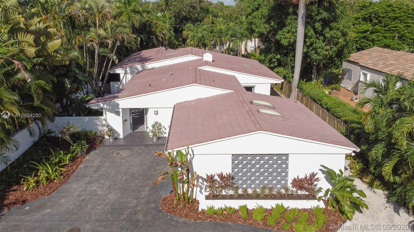 10450 NE 1st Ave, Miami Shores, FL 33138