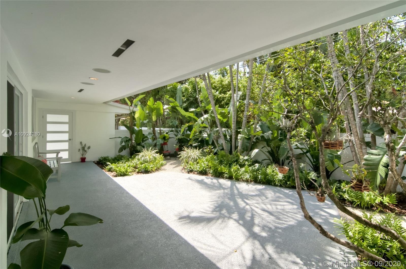 Miami Shores, FL 33138,10450 NE 1st Ave