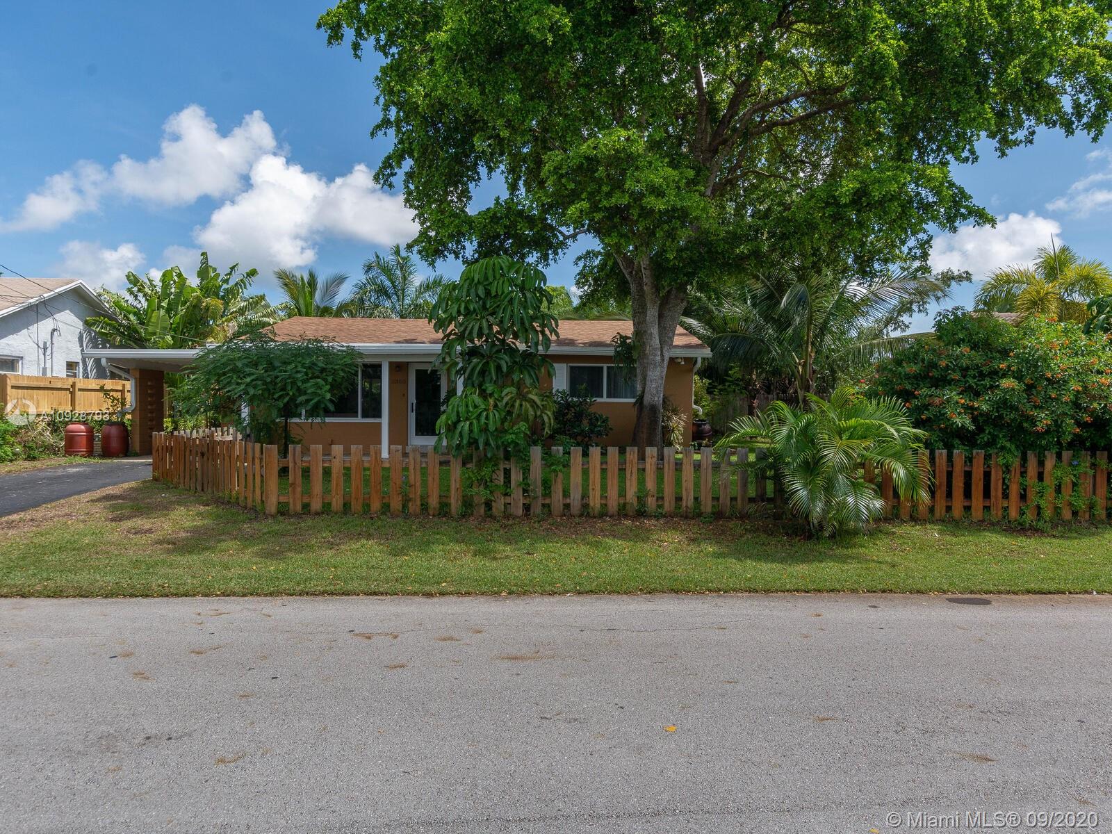 3360 NE 13th Ave, Oakland Park, FL 33334