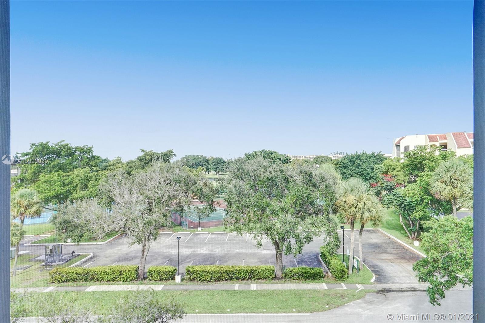 Lauderhill, FL 33319,3751 Environ Blvd #442