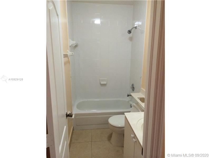 Hialeah Gardens, FL 33016,8414 NW 103rd St #105