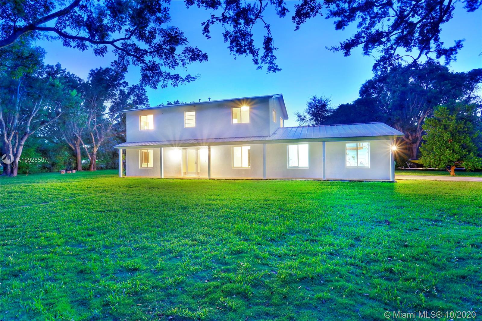 Pinecrest, FL 33156,12800 Old Cutler Rd