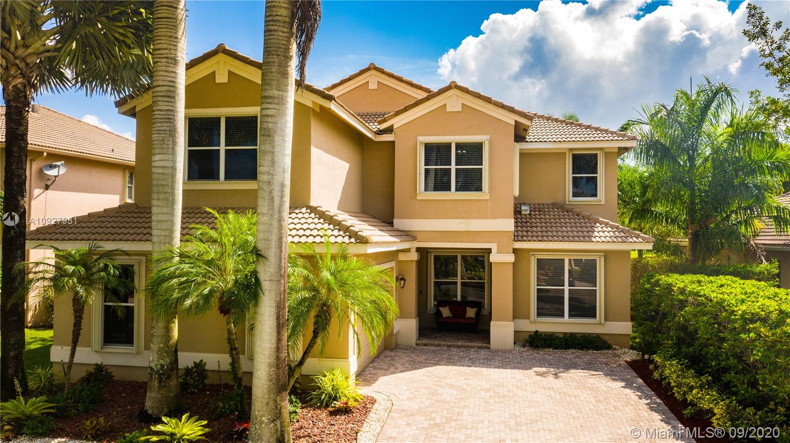 Weston, FL 33327,1816 Harbor View Cir