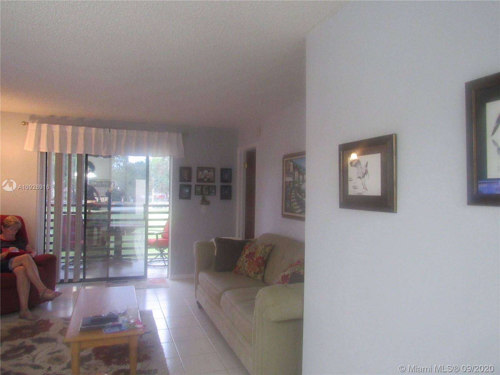 Sunrise, FL 33322,10434 Sunrise Lakes #208