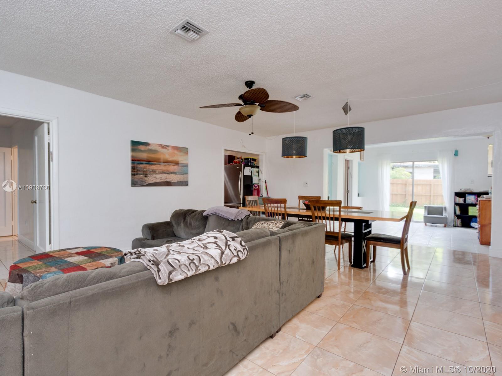 North Miami Beach, FL 33162,17000 NE 7th Ct