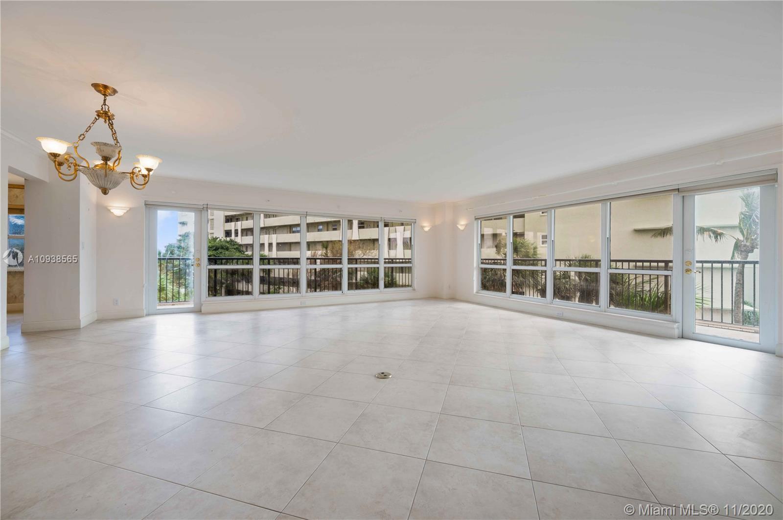 Lauderdale By The Sea, FL 33062,1800 S Ocean Blvd #307