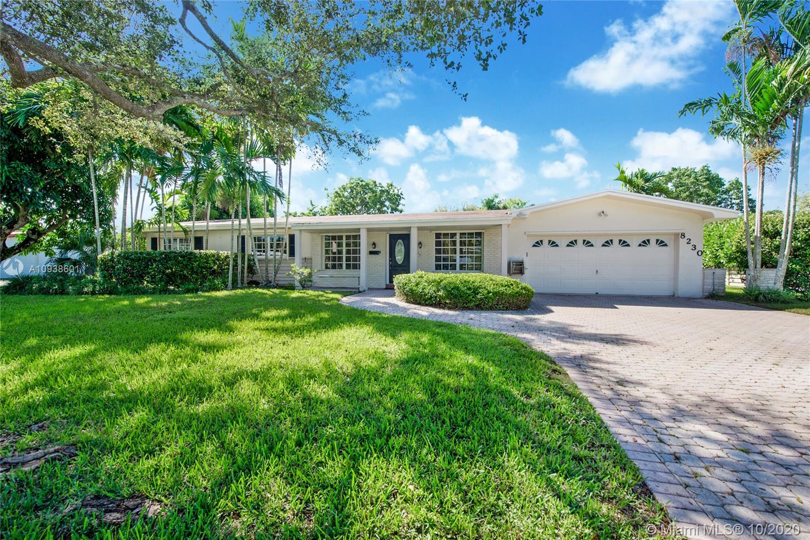 Palmetto Bay, FL 33158,8230 SW 149th Dr