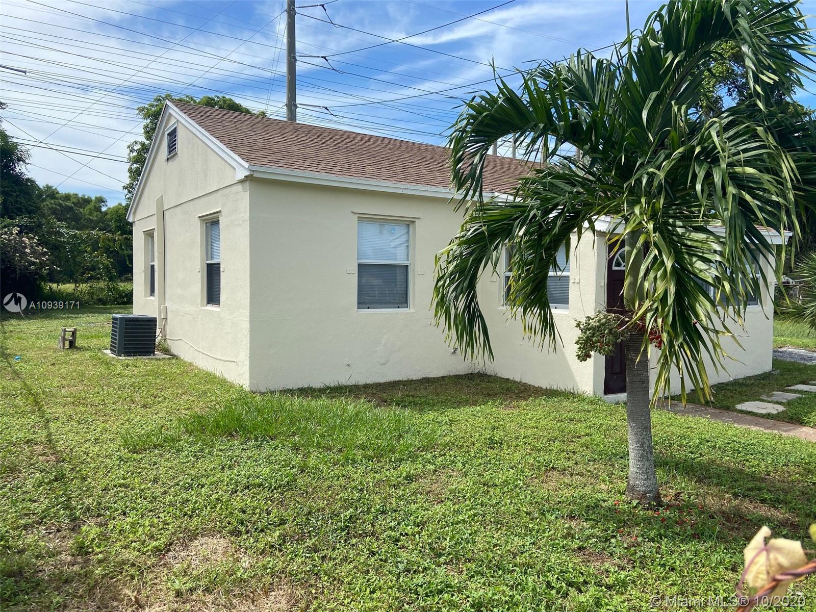 Riviera Beach, FL 33404,865 W 1st St