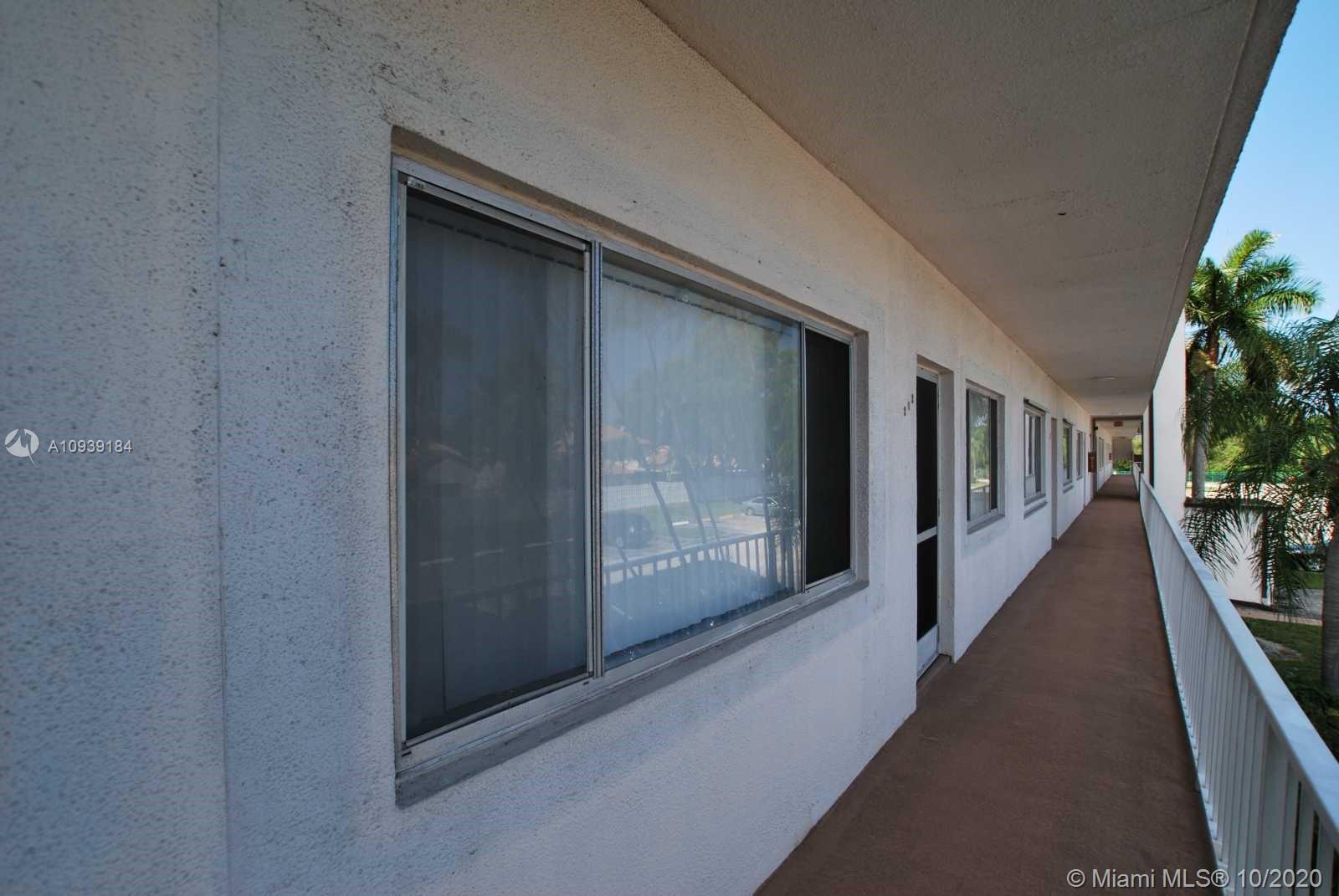 Lake Worth, FL 33462,6289 Lear Dr #304