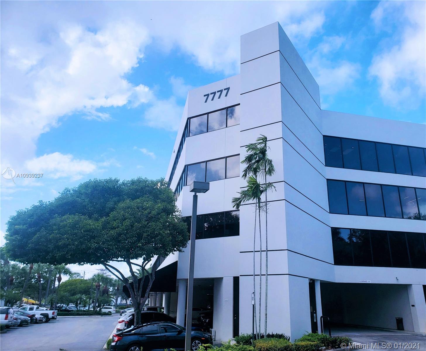 7777 Glades Rd 100-S15