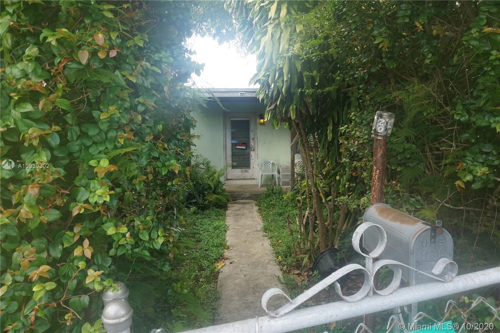 3620 SW 94th Ave, Miami, FL 33165