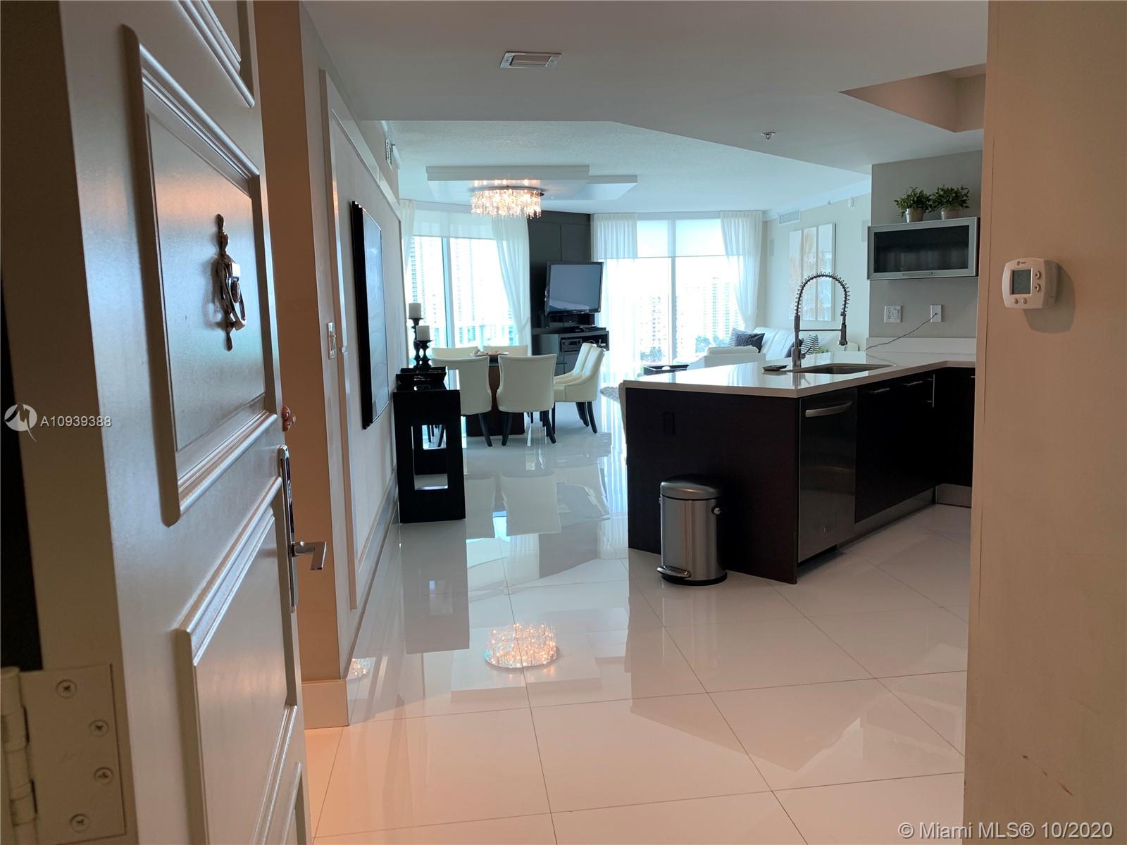 Sunny Isles Beach, FL 33160,250 Sunny Isles Blvd #3-1605