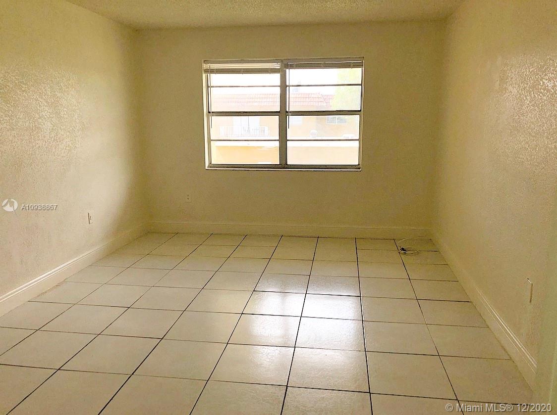 Miami Gardens, FL 33169,505 NW 177th St #216