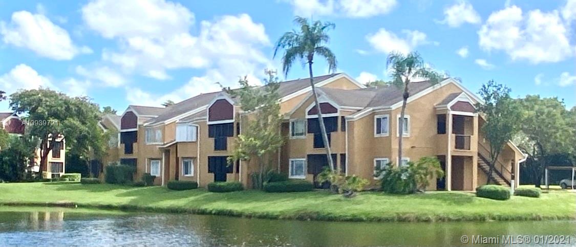 8375 SW 5th St #207, Pembroke Pines, FL 33025