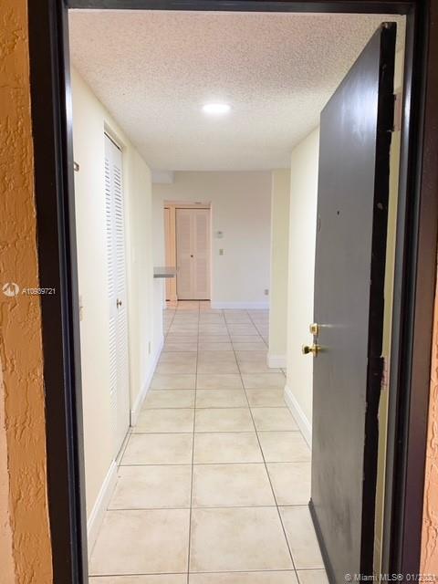 Pembroke Pines, FL 33025,8375 SW 5th St #207