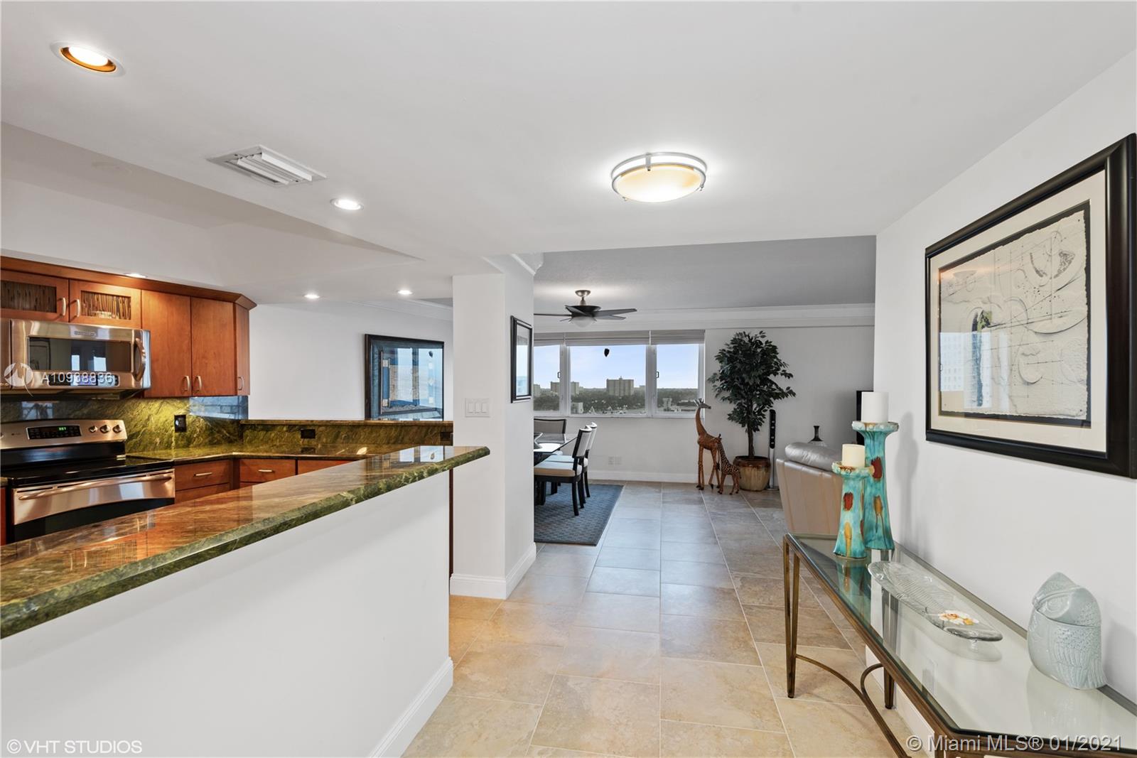 Fort Lauderdale, FL 33316,3000 Holiday Dr #1201