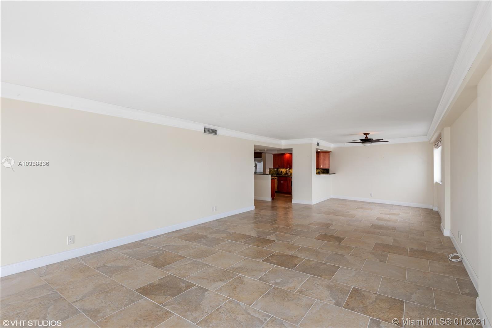 Fort Lauderdale, FL 33316,3000 Holiday Dr #1201