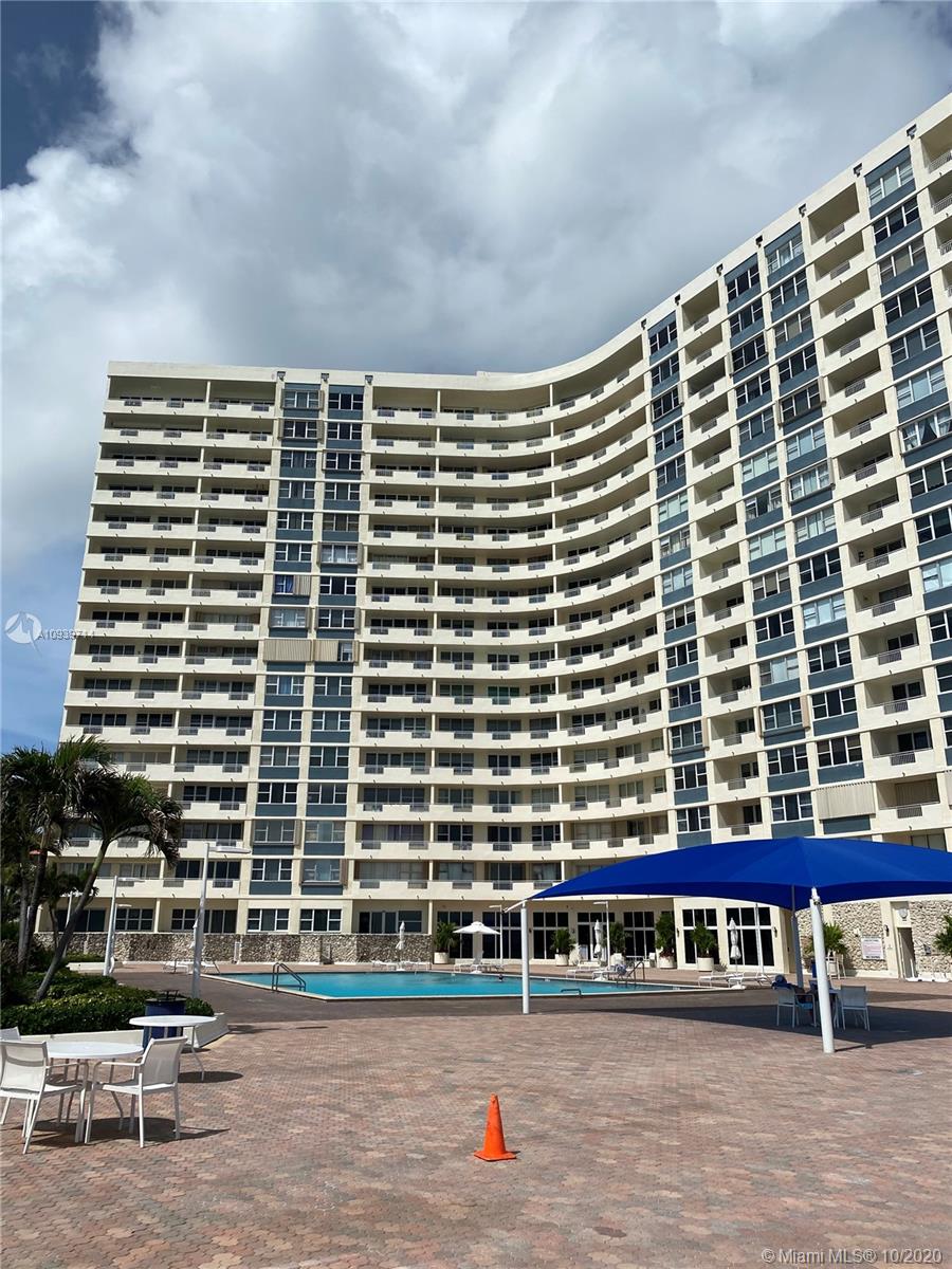 Hallandale Beach, FL 33009,3180 S Ocean Dr #117