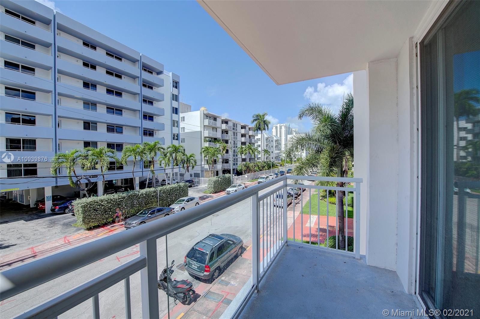 1345 Lincoln Rd #301, Miami Beach, FL 33139