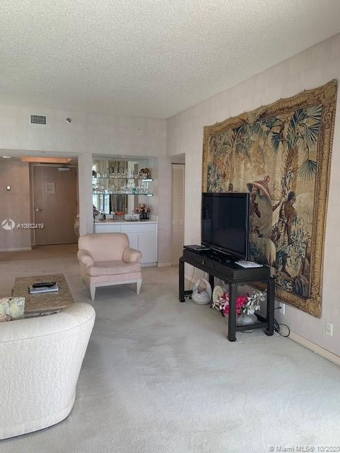 Sunny Isles Beach, FL 33160,16485 Collins Ave #PH38C