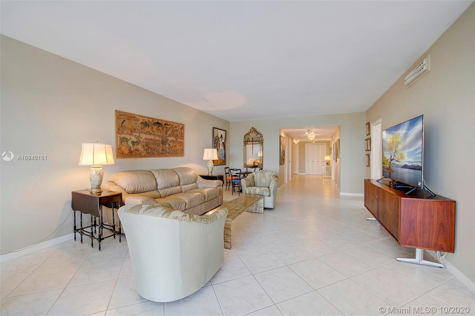 Bay Harbor Islands, FL 33154,10180 W Bay Harbor Dr #5A