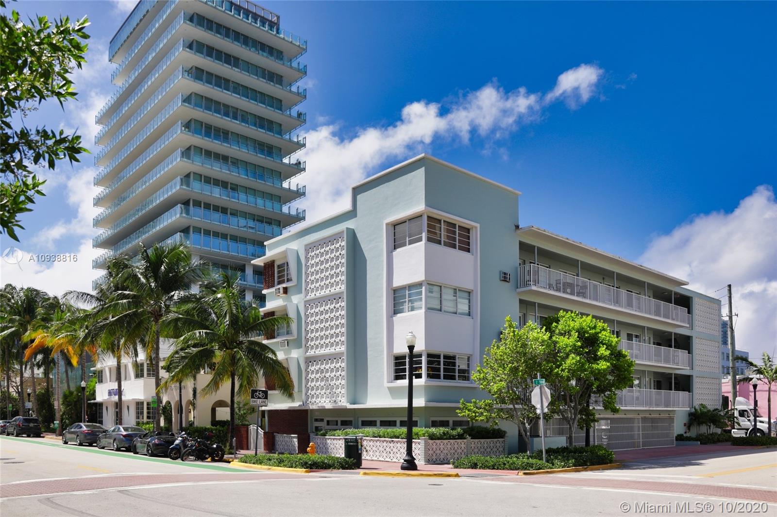 Miami Beach, FL 33139,158 Ocean Dr #402