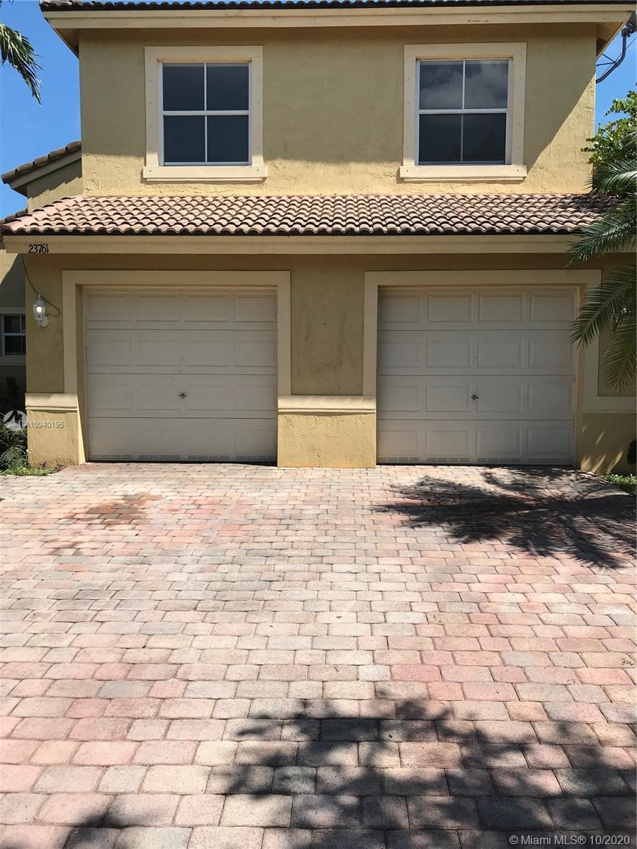 23761 SW 106th Pl, Homestead, FL 33032