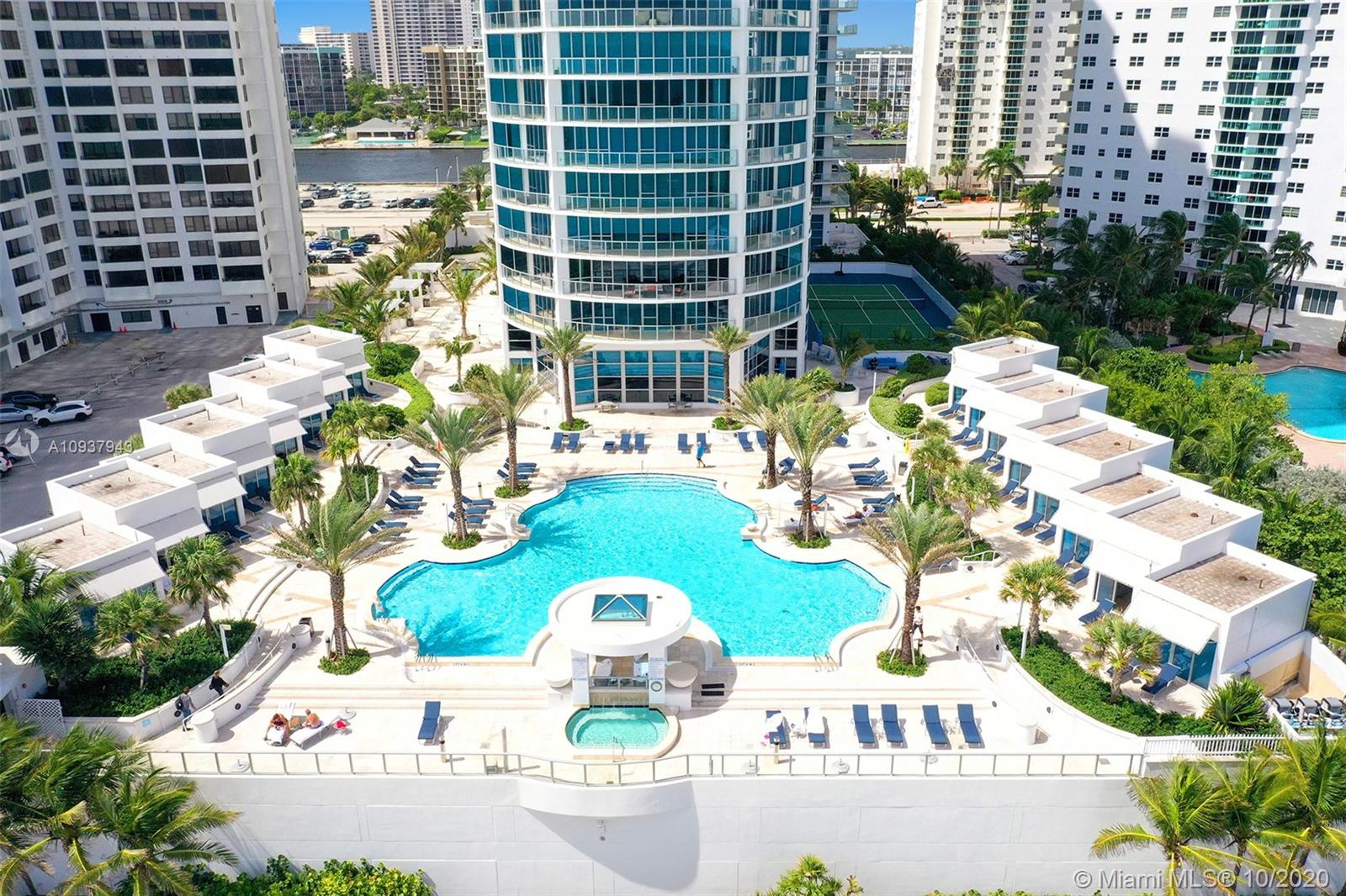 Hollywood, FL 33019,3101 S Ocean Dr #1001