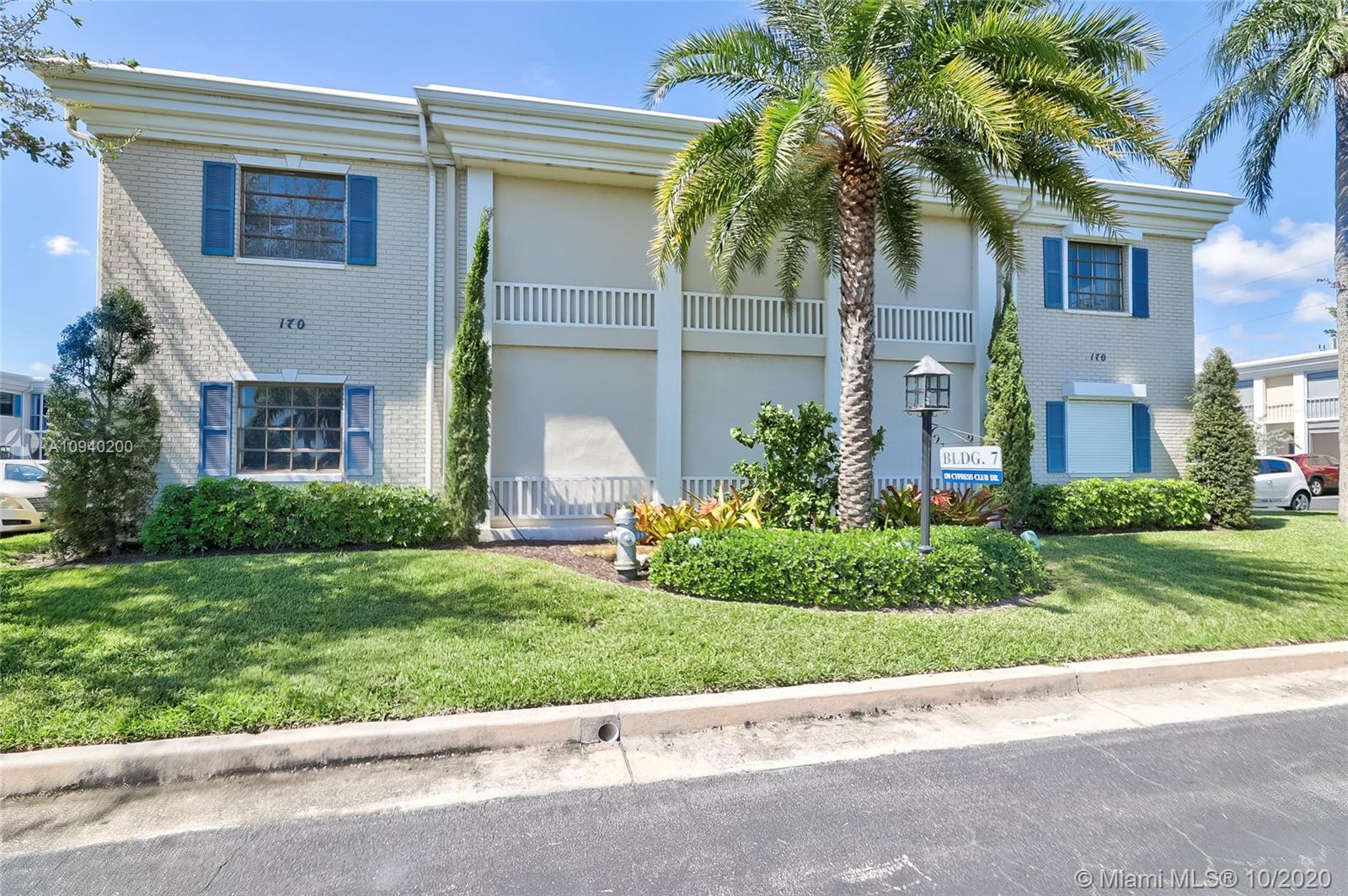 Pompano Beach, FL 33060,170 Cypress Club Dr #735