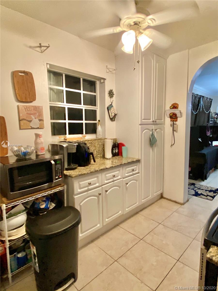 North Miami Beach, FL 33162,16981 NE 8th Ct