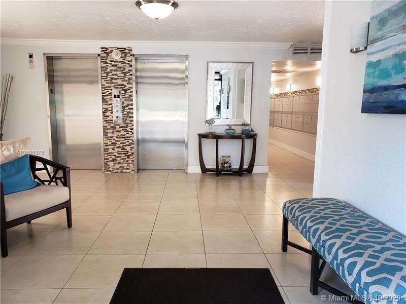 Pompano Beach, FL 33069,605 Oaks Dr #306