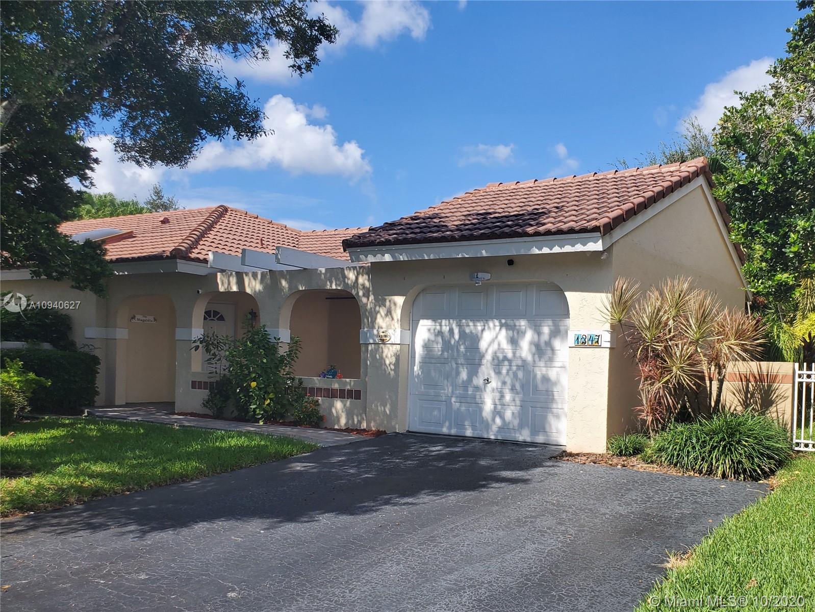 1347 Seagrape Cir, Weston, FL 33326