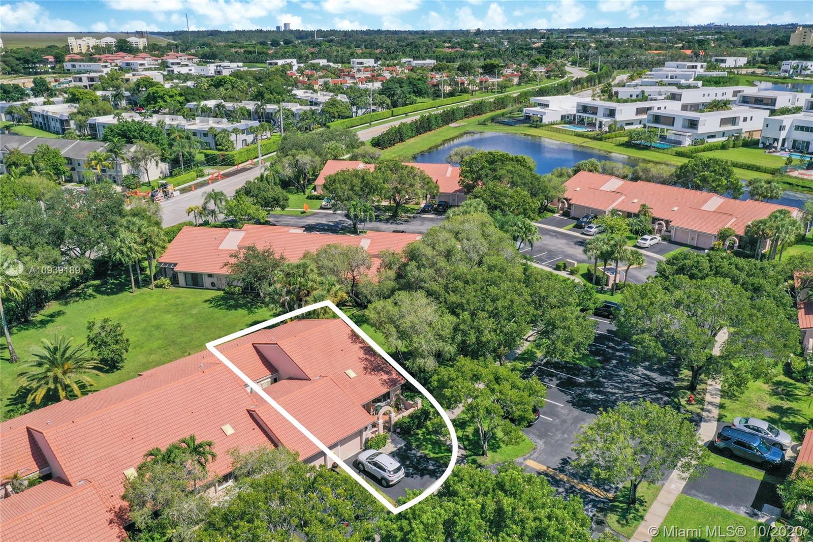 Weston, FL 33326,16640 Greens Edge Cir #89