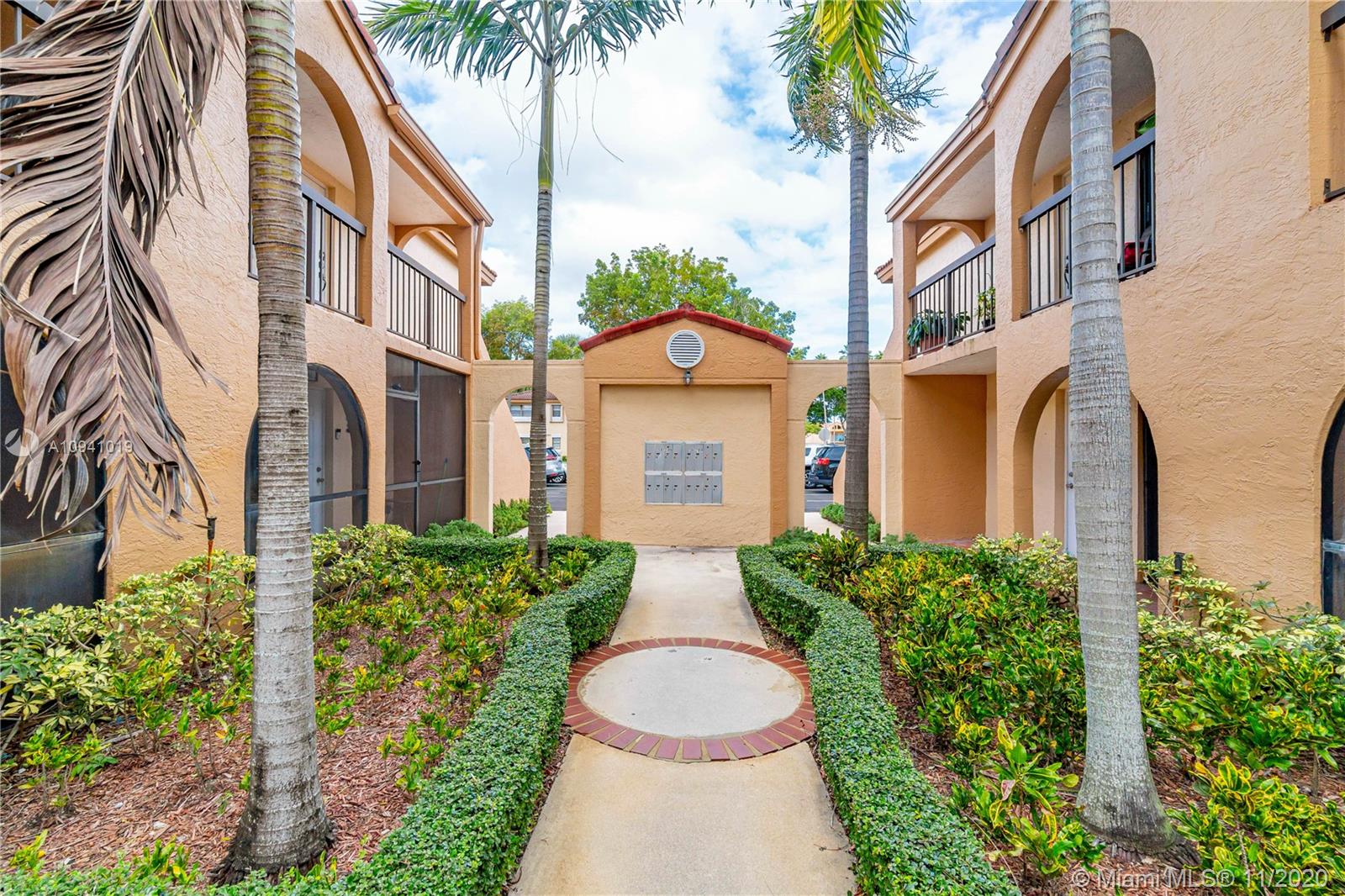 18286 Mediterranean Blvd #3-2, Hialeah, FL 33015