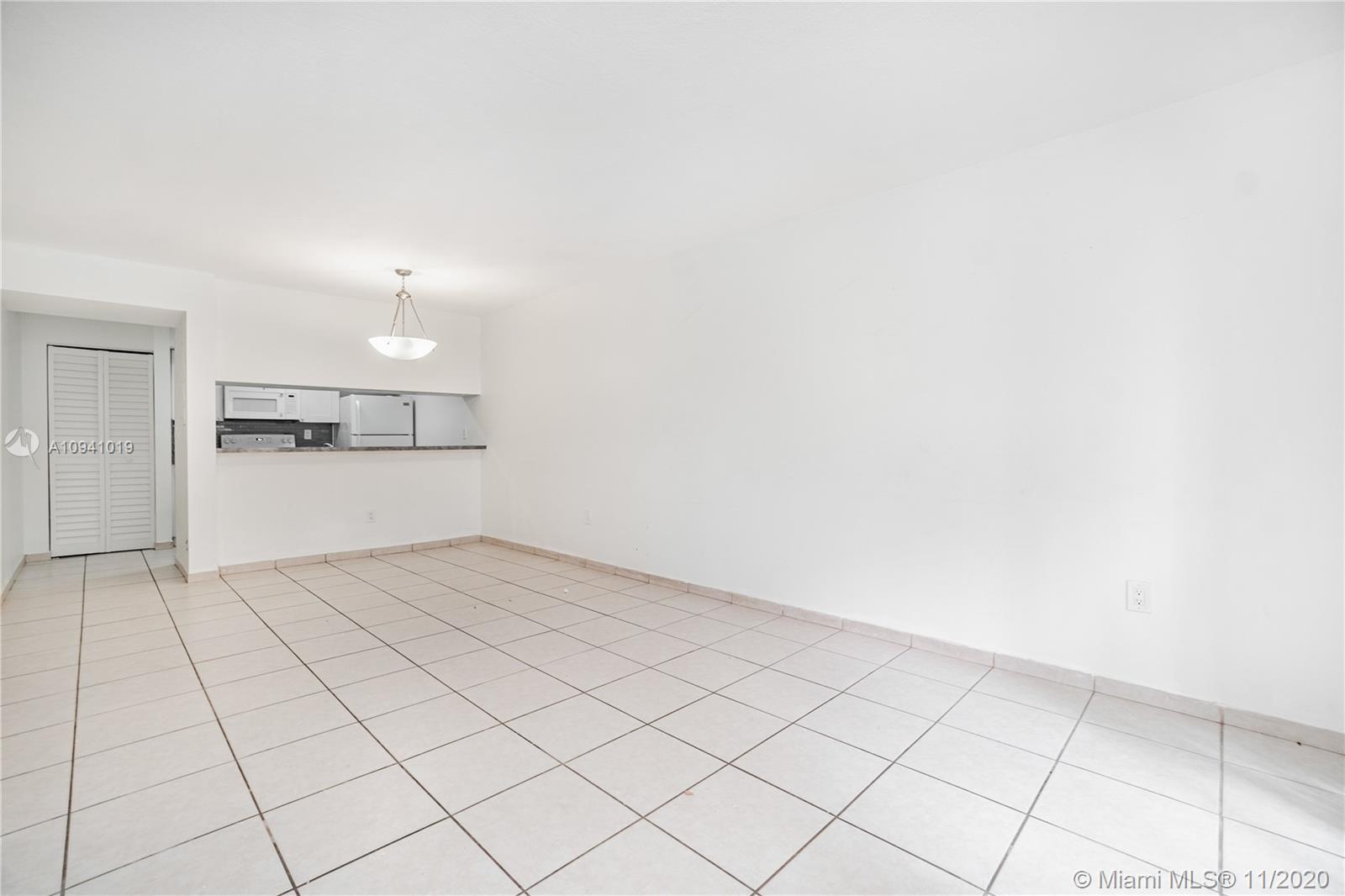 Hialeah, FL 33015,18286 Mediterranean Blvd #3-2