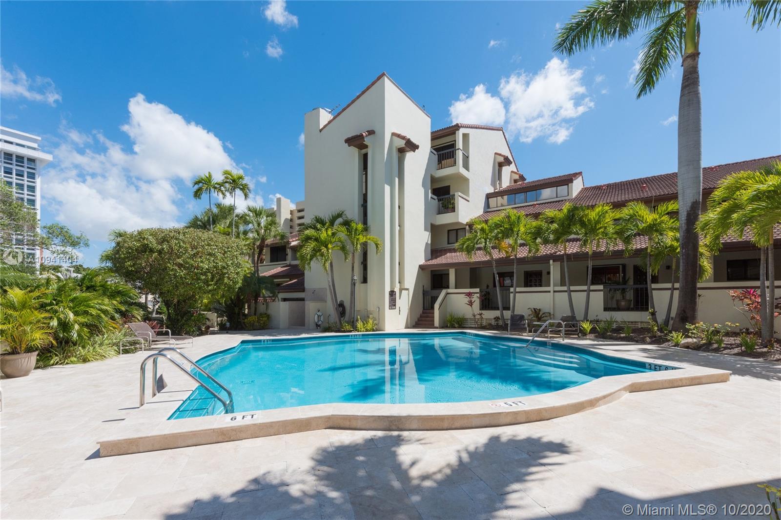 2600 Cardena St #16, Coral Gables, FL 33134