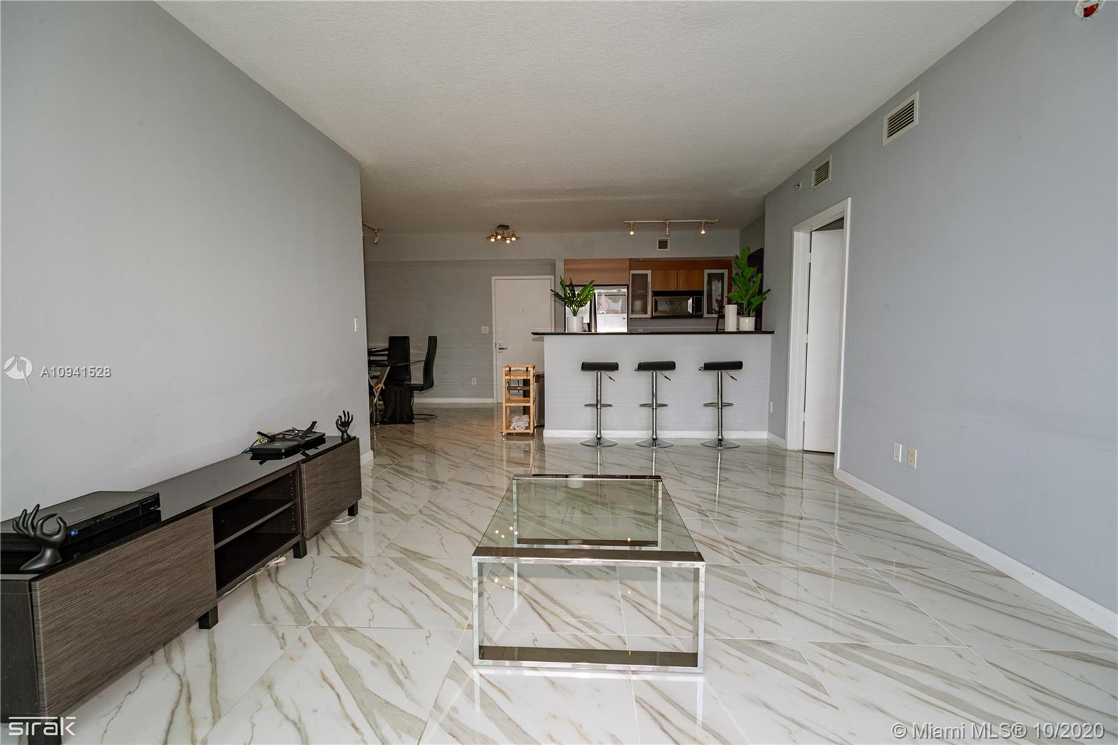 335 S Biscayne Blvd #4208, Miami, FL 33131