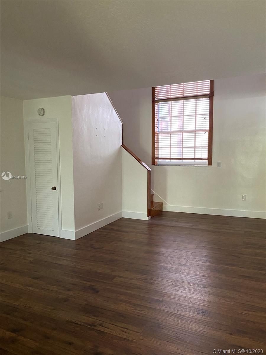 Coral Gables, FL 33134,335 Navarre Ave #3