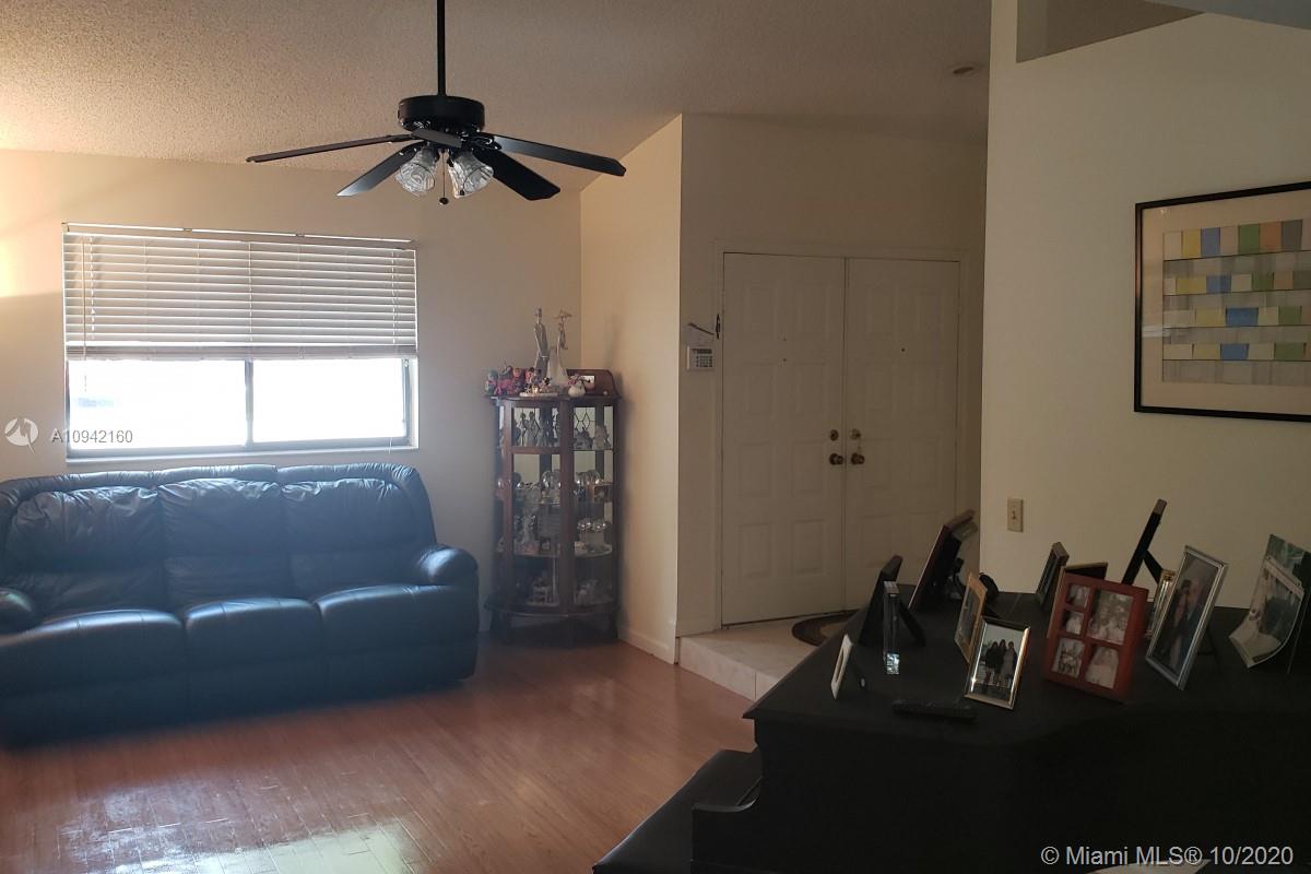 Sunrise, FL 33326,15740 N Wind Cir