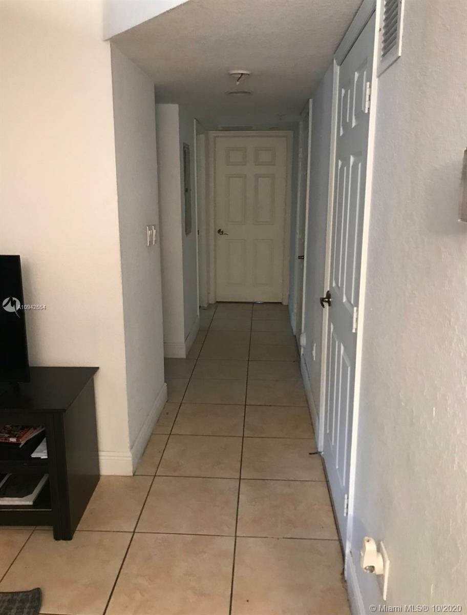 Cutler Bay, FL 33189,20950 SW 87th Ave #101