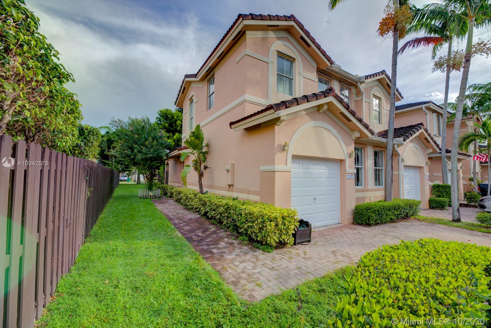 Miami, FL 33186,12475 SW 124th St