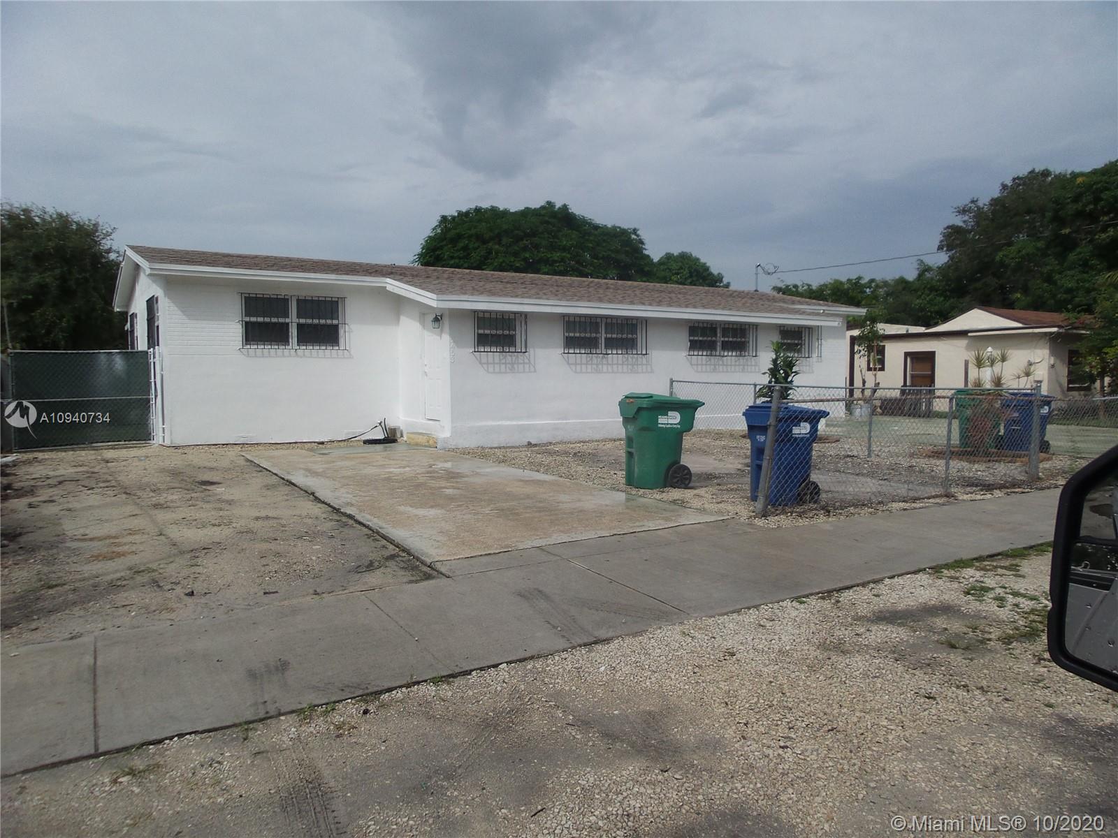 2451 NW 101st St, Miami, FL 33147