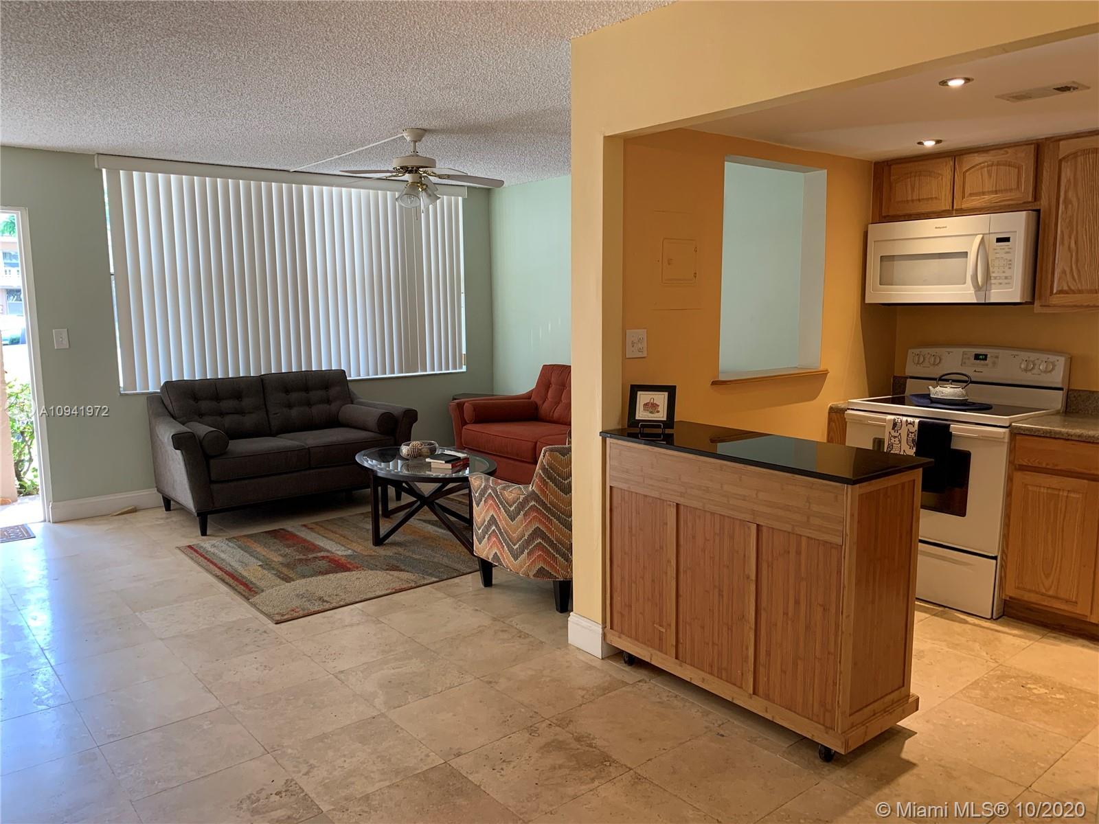 Sunrise, FL 33322,9121 Sunrise Lakes Blvd #103