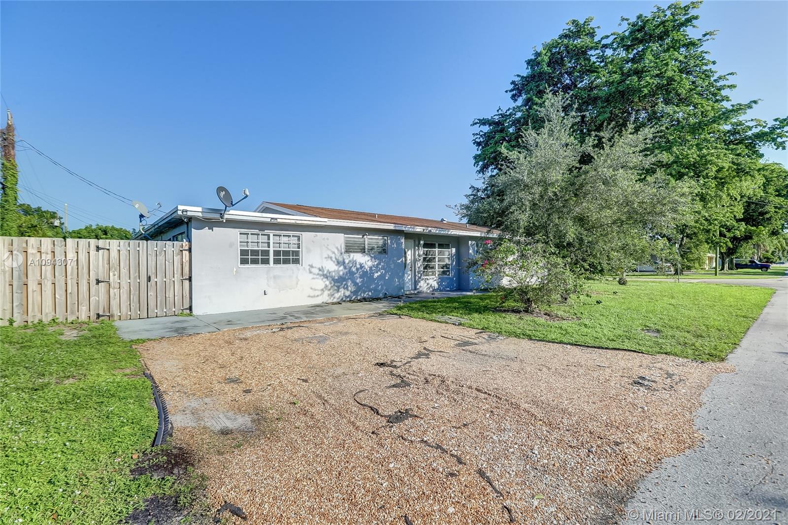 Oakland Park, FL 33334,301 NE 42nd Ct