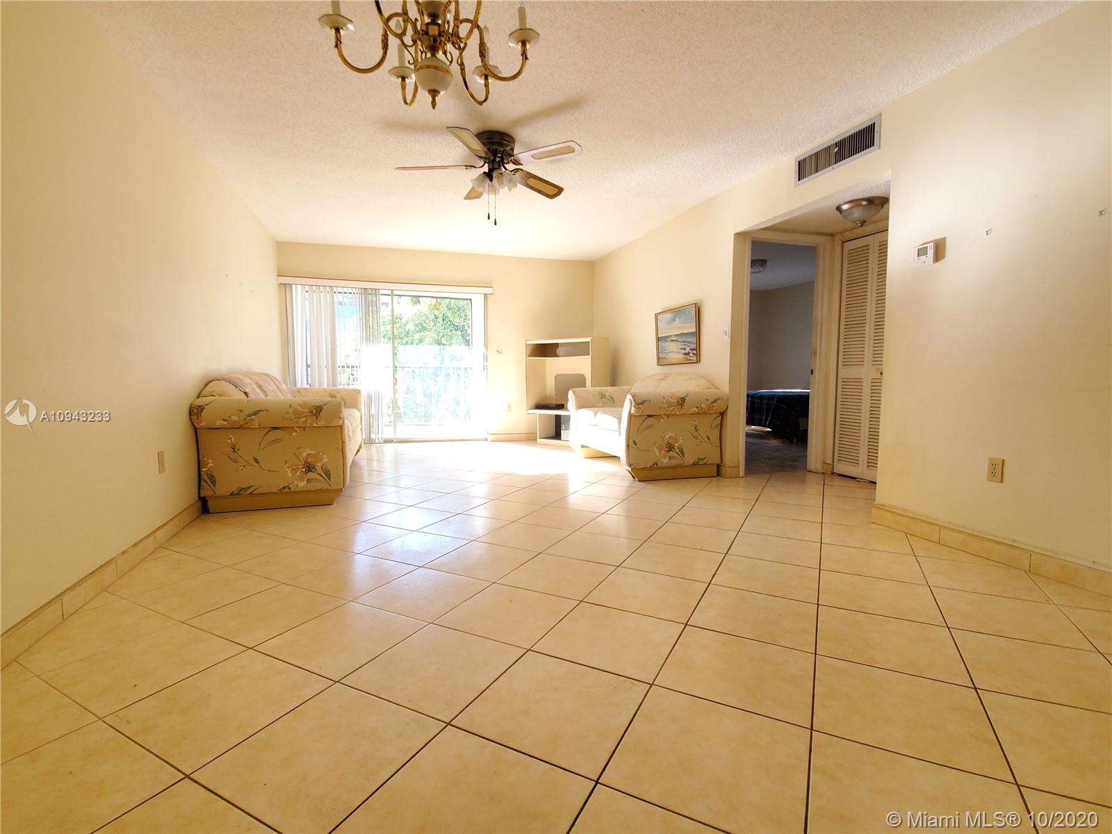 Sunny Isles Beach, FL 33160,201 178th Dr #418