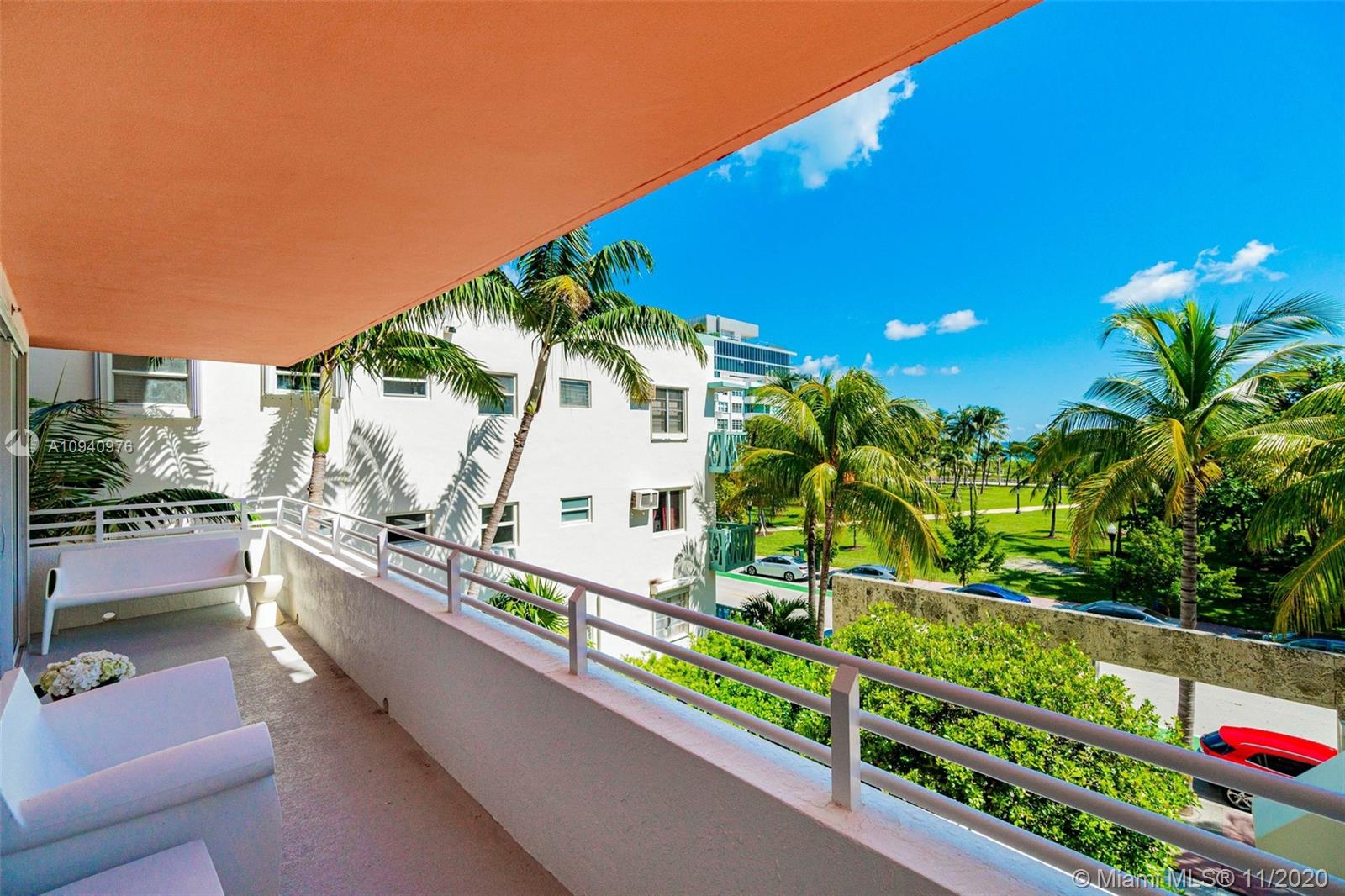 Miami Beach, FL 33139,226 Ocean Dr #3E