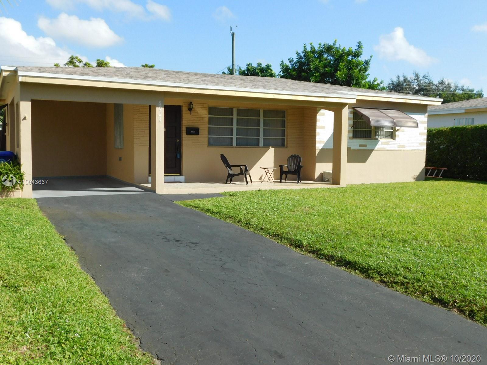 6921 SW 11th St, Pembroke Pines, FL 33023