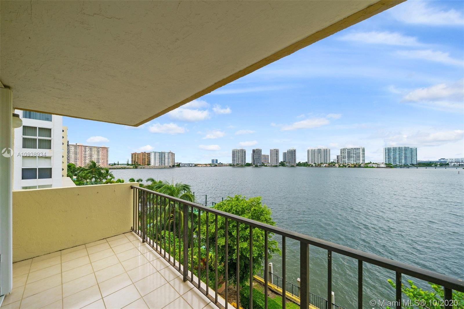 Sunny Isles Beach, FL 33160,17878 N Bay Rd #401